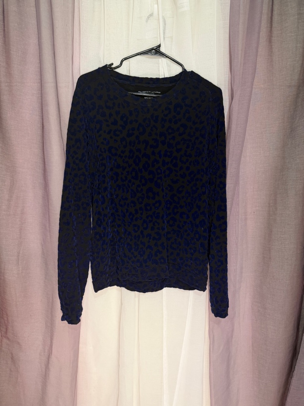 Majestic Filatures Velvet Leopard-Print Long Sleeve Top - Black